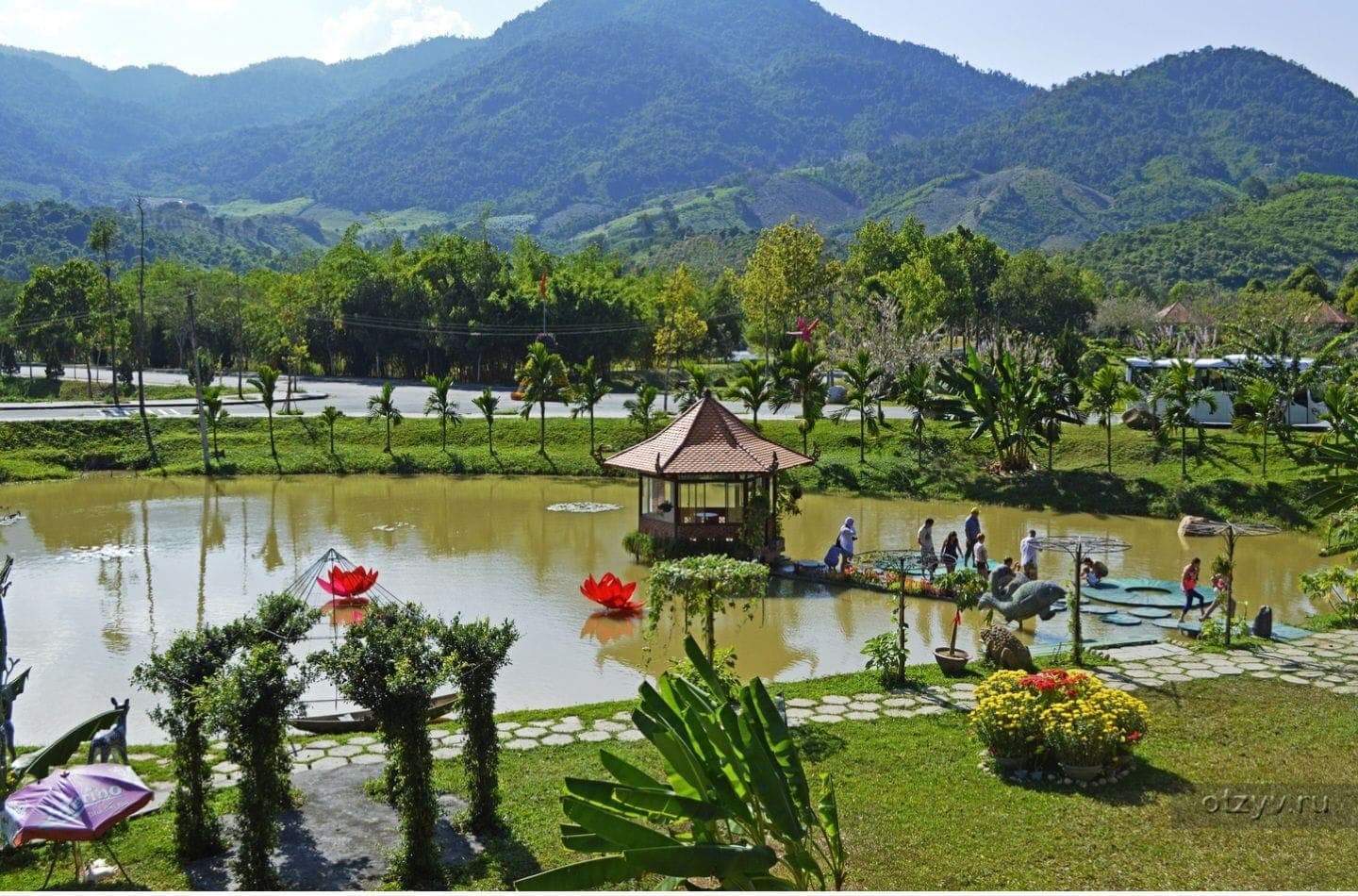 Yang Bay